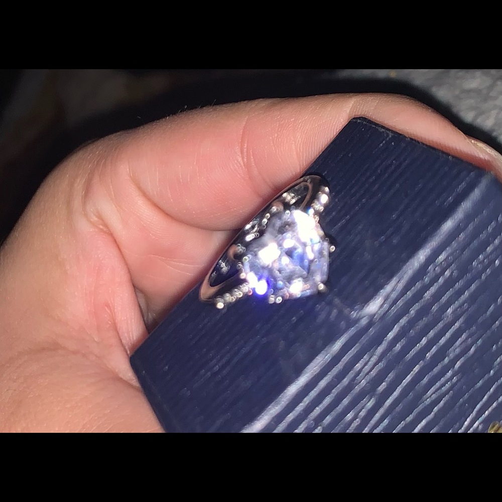 Heart ring - Picture 7 of 7